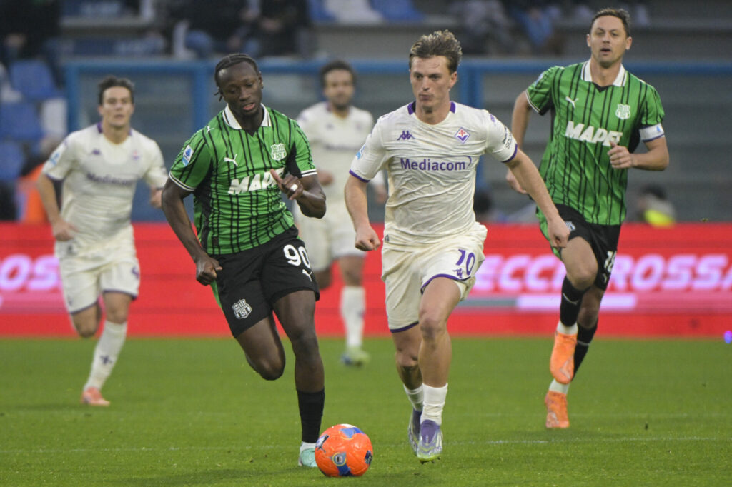 koné